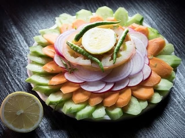 FRESH GREEN SALAD FULL.