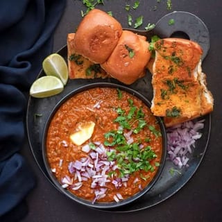 CHEESE PAV BHAJI HALF TRAY