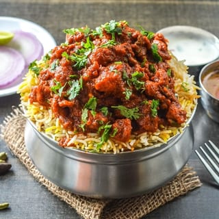 CHICKEN BONELESS BIRYANI