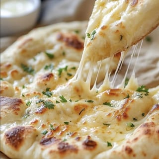 CHEESE NAAN